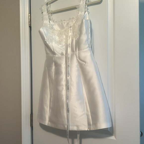 New with tags ELLIATT Elder Dress in White - Picture 7 of 7